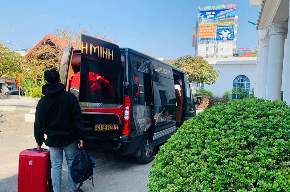 Dịch vụ Limousine 5 sao đầu tiên tại Ninh Bình